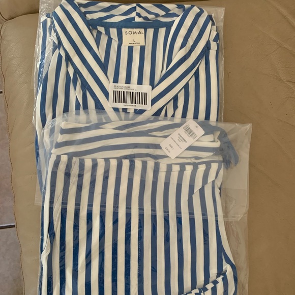 SOMA COOL NIGHTS Pajama Top/Shorts Set - Picture 15 of 16